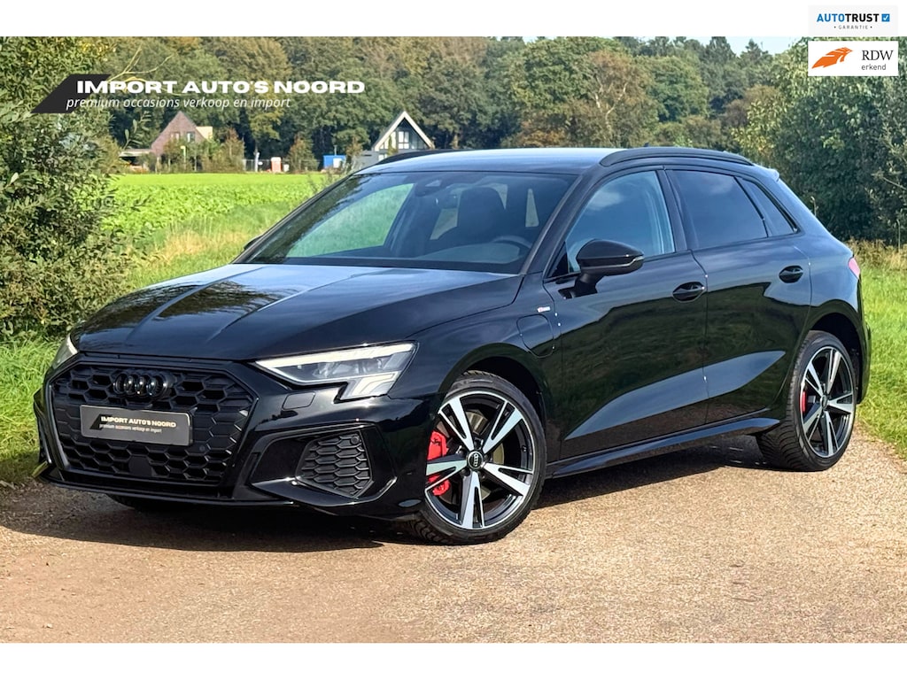 Audi A3 Sportback 45 TFSI e S edition Competition B&O RS stoelen ACC Leer 18 inch S line
