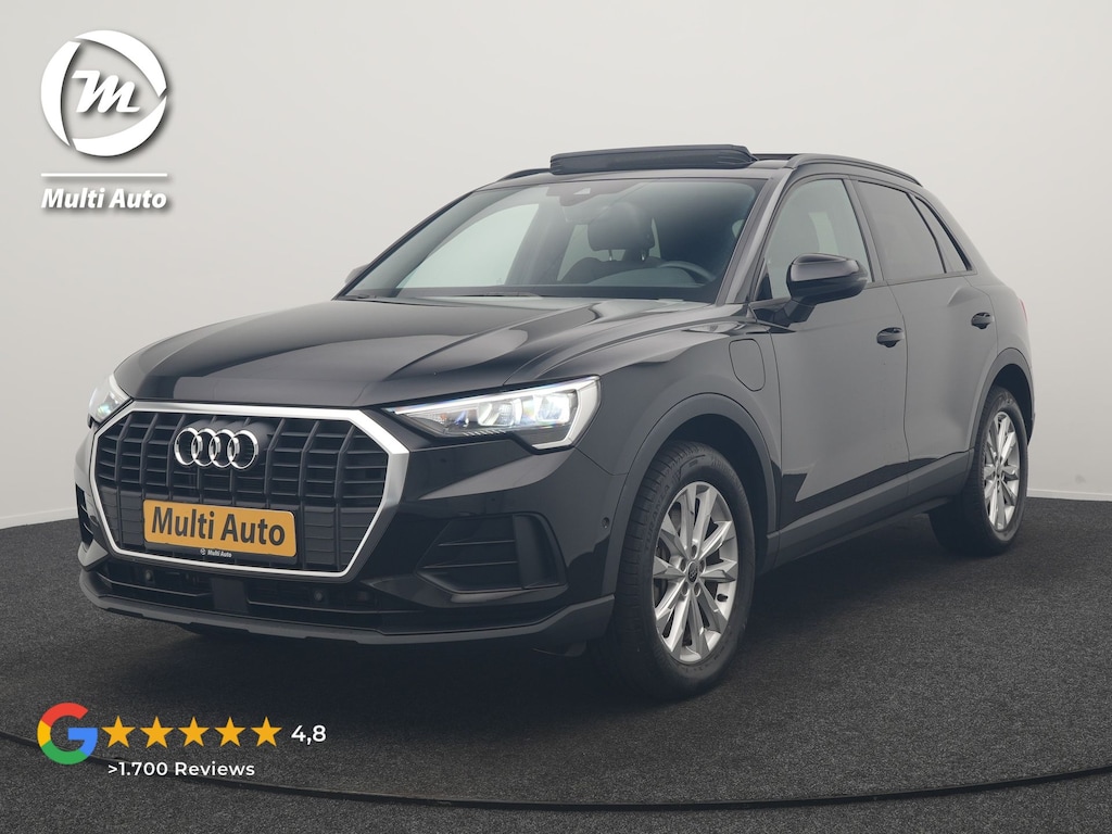 Audi Q3 45 TFSI e Business Edition PHEV 245pk Dealer O.H. | Panodak | Adaptive Cruise | Camera | Alcantara Sportstoelen Verwarmd | Sfeerverlichting | BLIS | Keyless | Apple Carplay | Navigatie | DAB | Plug In Hybrid |