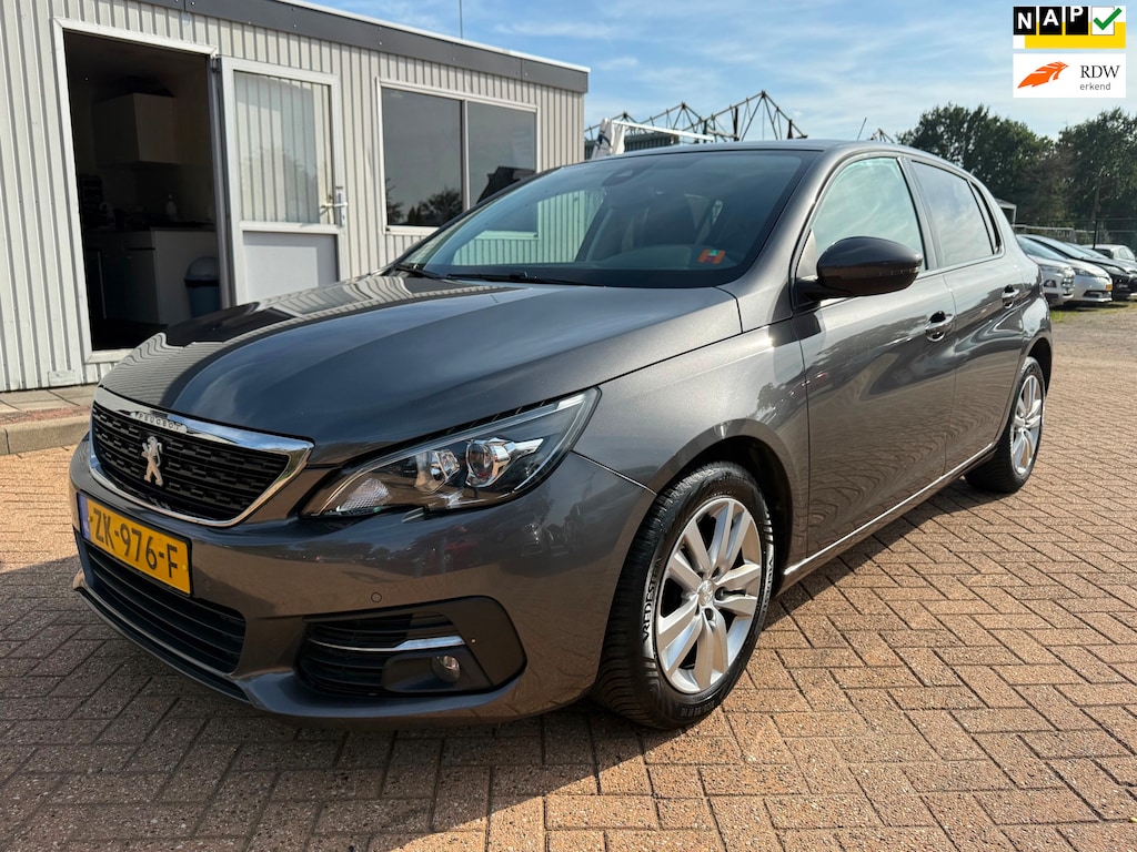 Peugeot 308 1.2 PureTech Blue Lease Executive PANORAMA DAK CARPLAY CRUISE