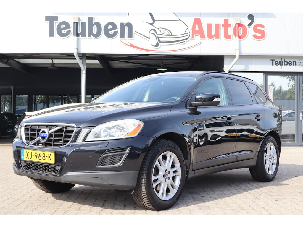 Volvo XC60 2.0T Kinetic | Automaat | Bluetooth | Cruise control | Stoelverwarming | Climate control | Afneembare Trekhaak |