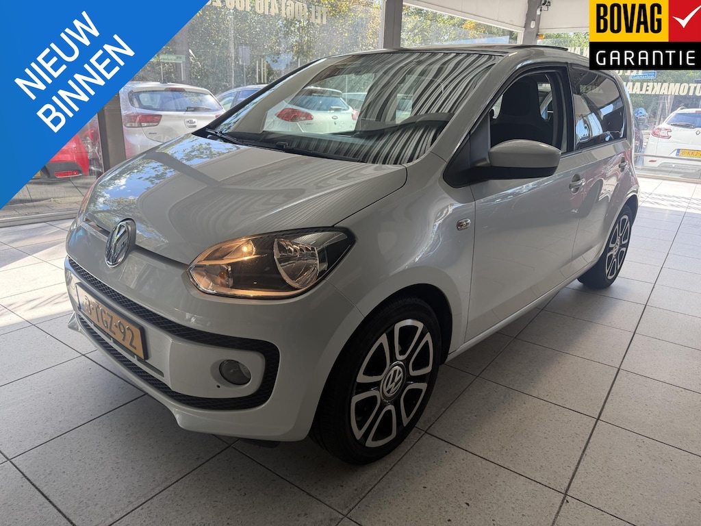Volkswagen Up! 1.0 high up! BlueMotion | PANORAMA DAK | 16'' LMV | AIRCO | NAVI | 2E EIGENAAR |