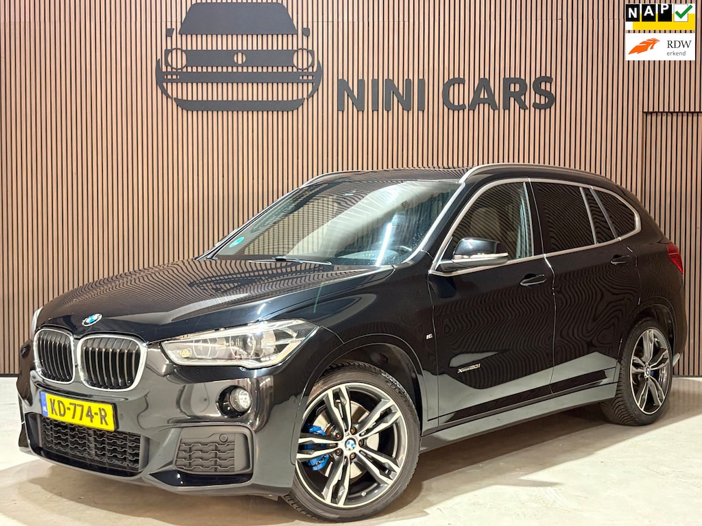 BMW X1 XDrive20i Centennial High Executive Automaat StoelVW Leer M-Pakket