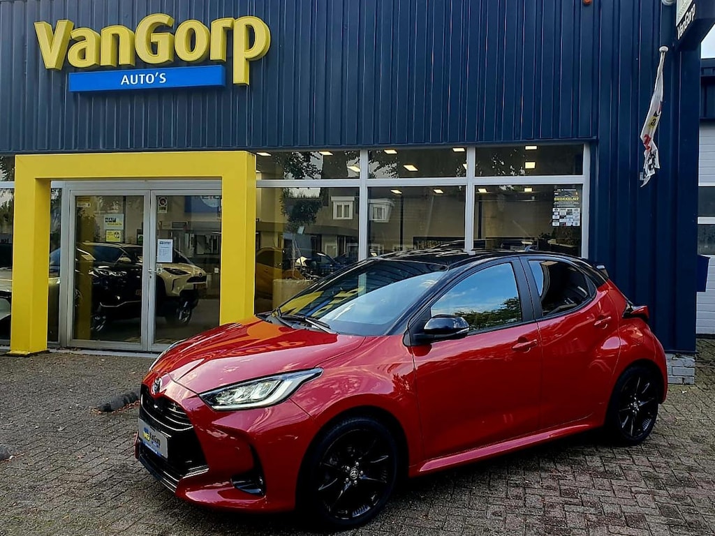 Toyota Yaris 1.5 Hybrid Executive All-in prijs!
