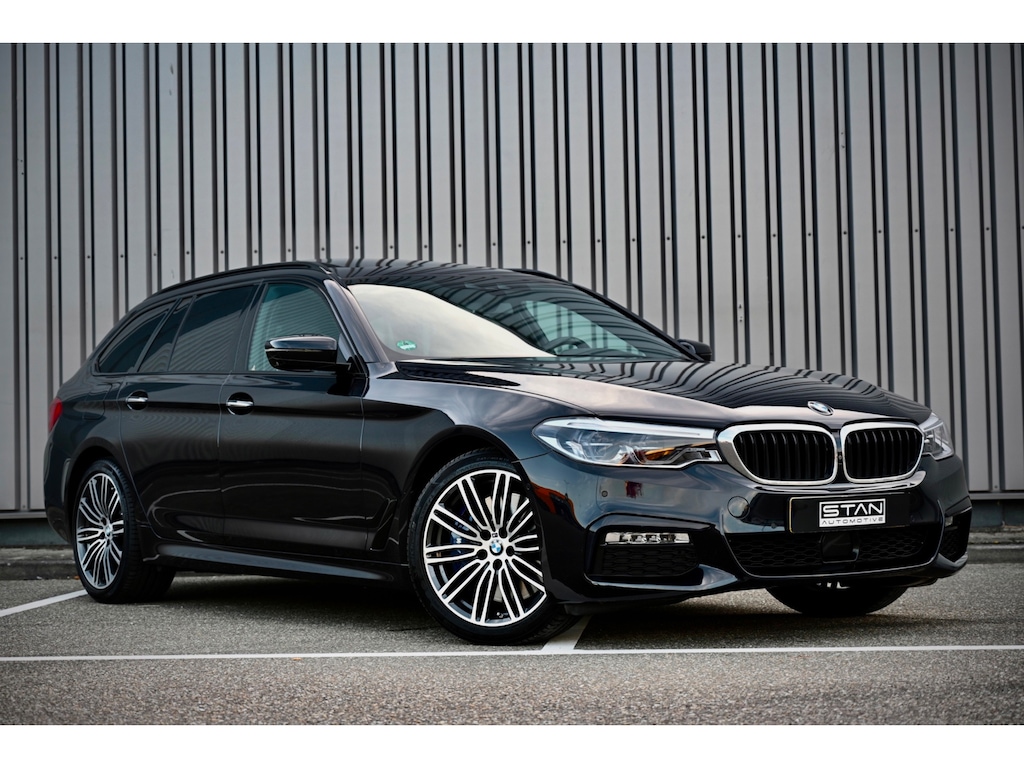 BMW 5-Serie Touring 540i xDrive M-Sport High Executive | 2e eigenaar | NL | ACC | Achterasbesturing | Pano | Nappa