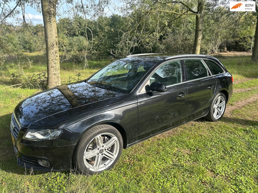 Audi A4 Avant 2.0 TDI APK 06-08-2027