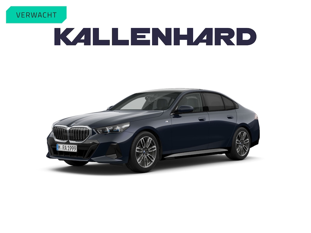 BMW 5-Serie 520i M-Sport - Pano - Trekhaak - Harman Kardon - Driving Ass Plus