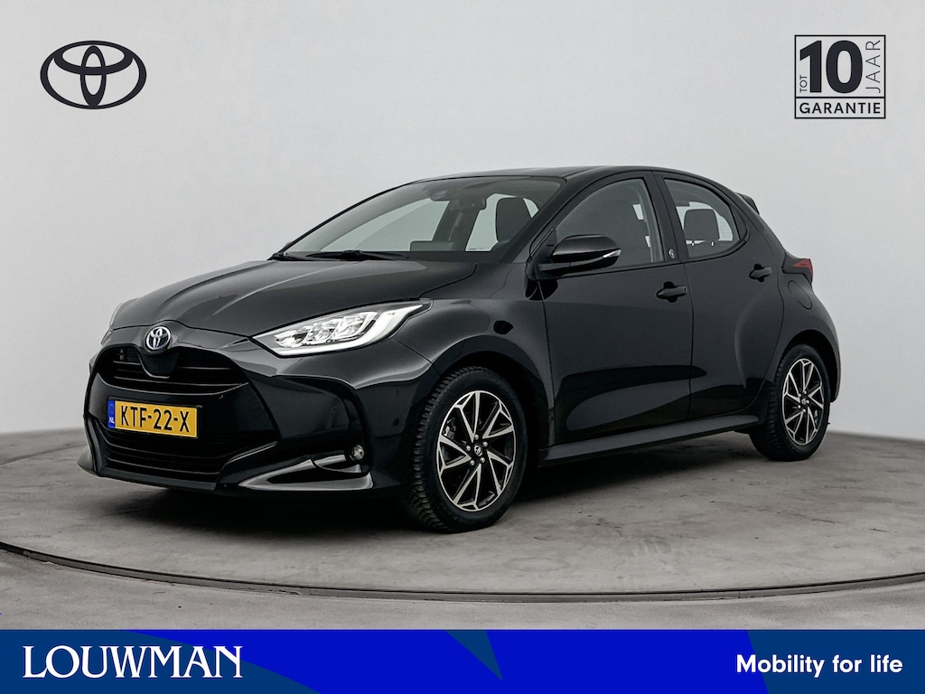 Toyota Yaris 1.5 Hybrid 115 First Edition | Apple Carplay/Android Auto | Lichtmetalen Velgen | Automatisch Dimmende Binnenspiegel |