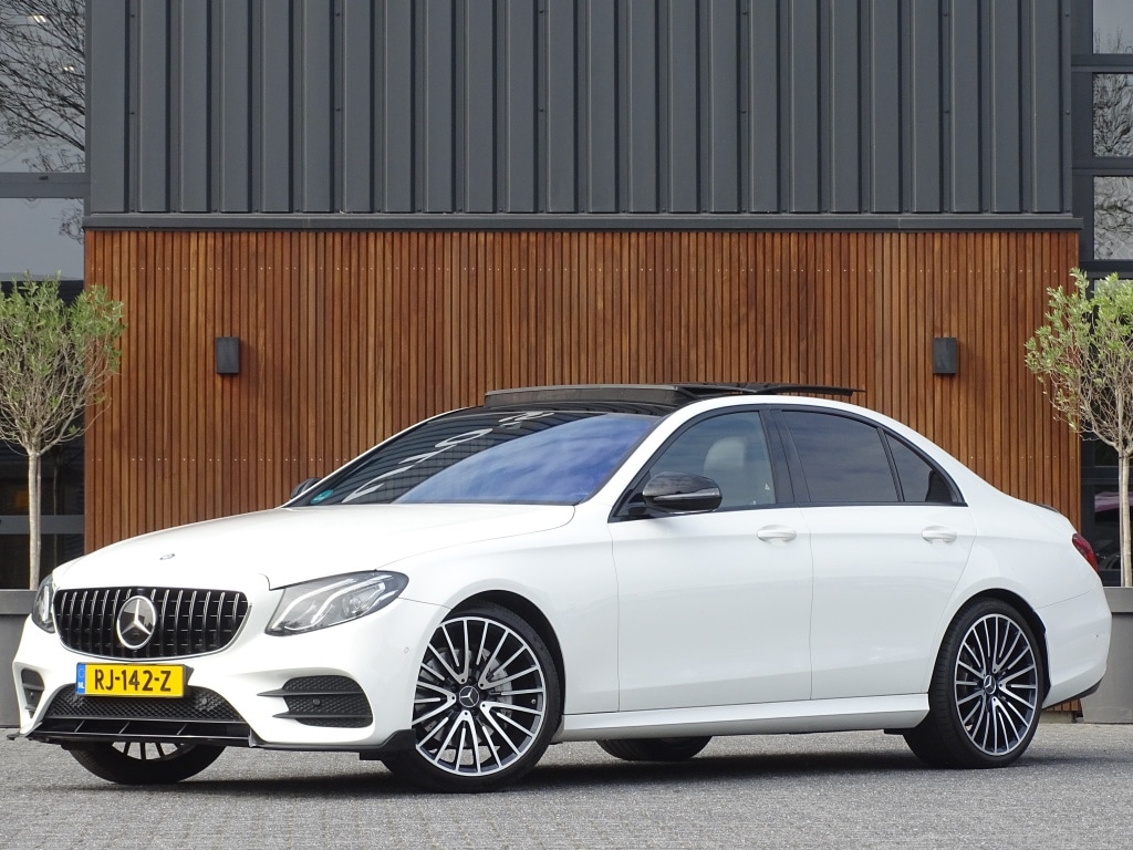 Mercedes-Benz E-klasse 220 d automaat / Prestige Plus / AMG pakket / LED