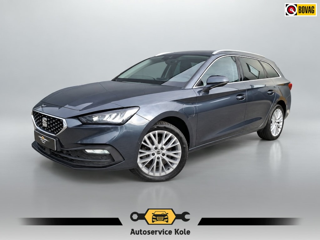 SEAT Leon Sportstourer 1.4 TSI PHEV XCELLENCE Automaat * Navigatiesysteem * Elek. Trekhaak * Parkeercamera *