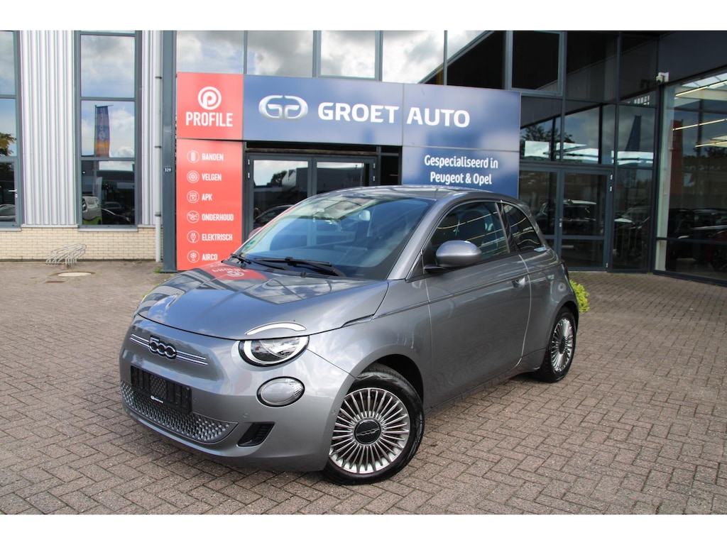 Fiat 500e Icon 42 kWh Automaat Airco Carplay Camera Stoelverwaring Super mooi en compleet