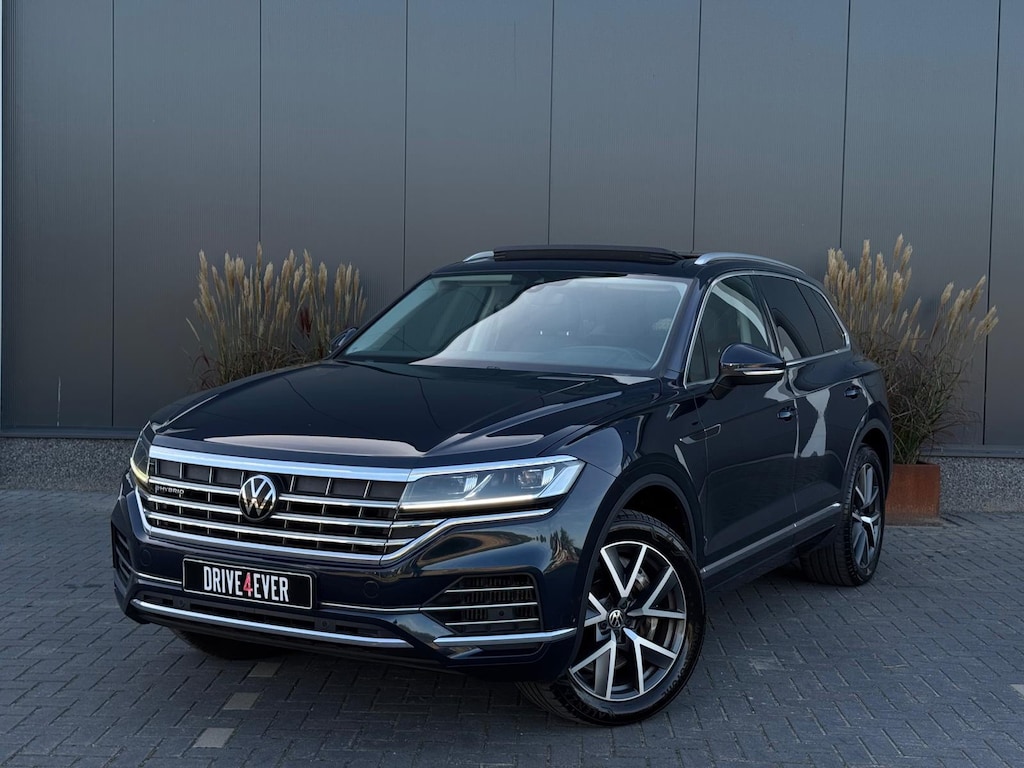 Volkswagen Touareg 3.0 TSi eHybrid 4MOTION PANO|LEDER|LED|CAMERA