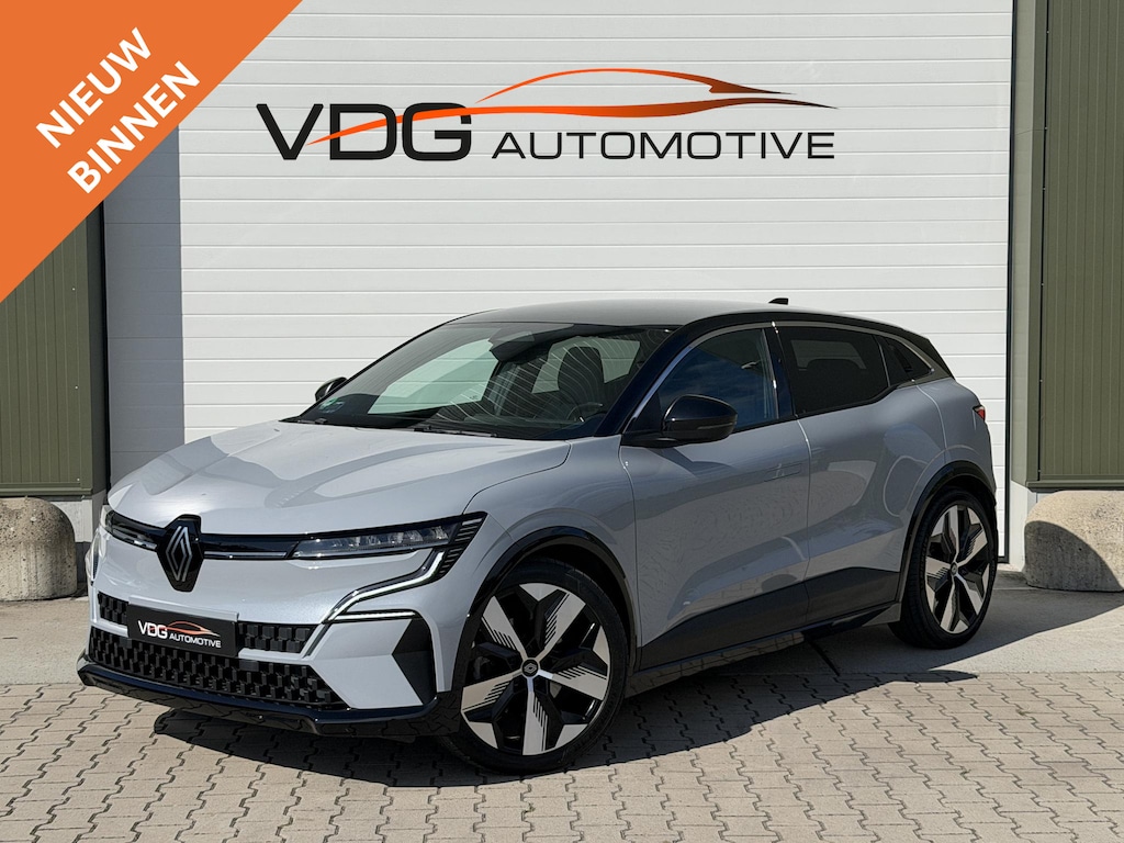 Renault Megane E-Tech EV60 Comfort Range Techno / Snellader / SOH 94% / WLTP 450 / 20" Lm velgen / Navigatie / Carplay / Stuurverw. / Stoelverw. / Parkeer Camera