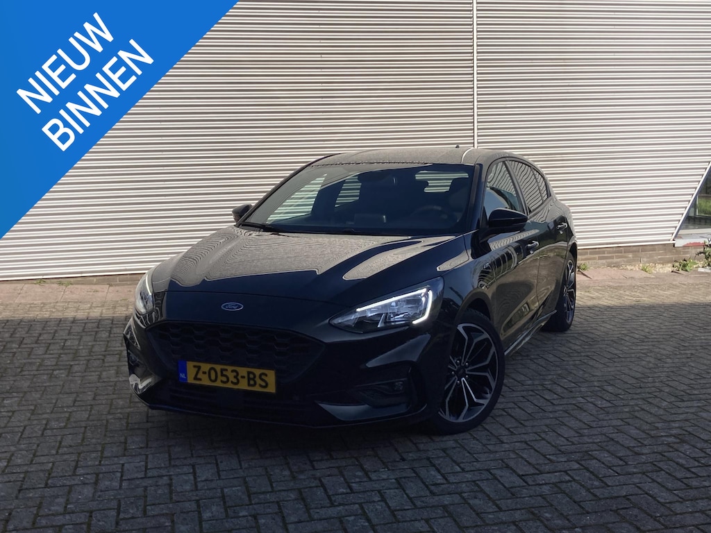 Ford Focus 1.0 EcoBoost Hybrid ST Line X Business | Winter Pack | Androidauto / Apple Carplay | Trekhaak | 18'' Lichtmetalen Velgen | Keyless | Camera