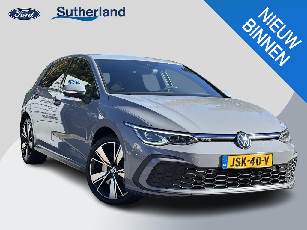 Volkswagen Golf 1.4 eHybrid GTE PHEV 244pk Adaptieve Cruise | Achteruitrijcamera | Apple Carplay/Android Auto | Stoelverwarming | Rode remklauwen