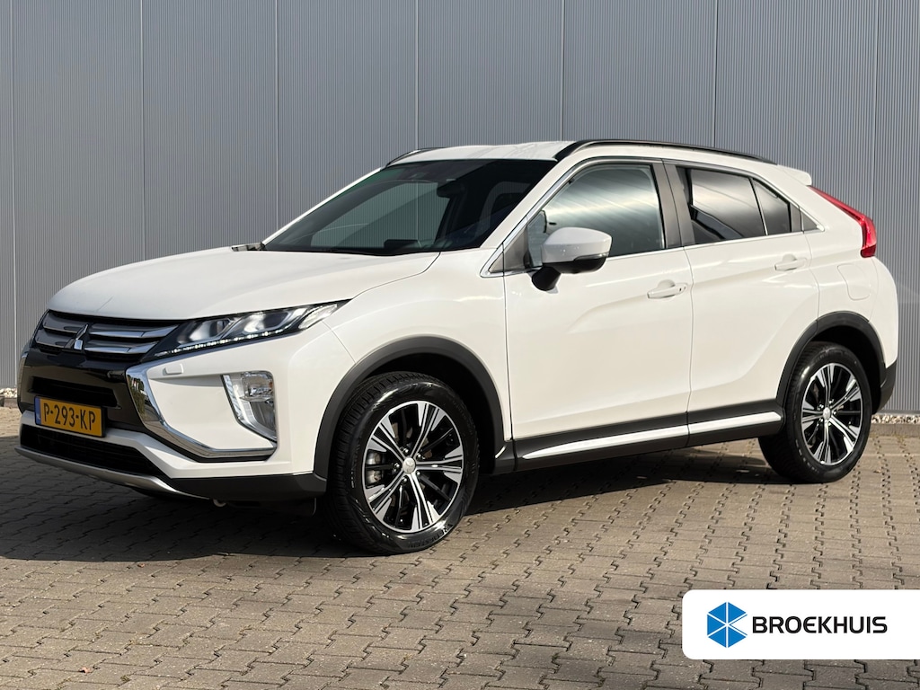 Mitsubishi Eclipse Cross 1.5 DI-T Intense | Trekhaak 1600kg geremd | Voorstoelen verwarmd | Adaptive Cruise Control | Climate Control | Stuurverwarming | Bluetooth |