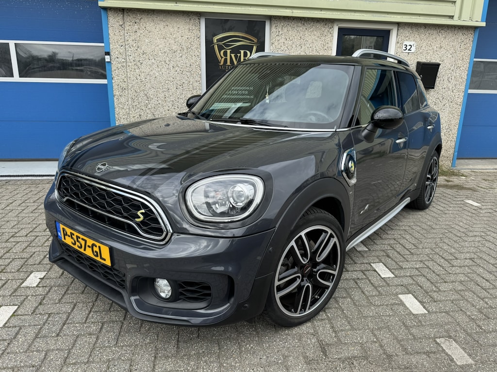 MINI Countryman 1.5 Cooper S E ALL4 JCW JOHN COOPER WORKS
