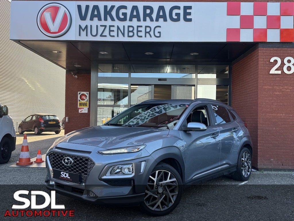 Hyundai Kona 1.6 GDI HEV Premium // TREKHAAK! // KRELL PREMIUM AUDIO // NAVI // CAMERA // CRUISE //