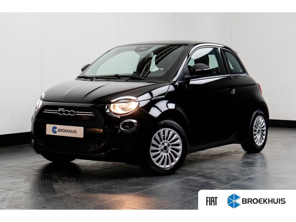 Fiat 500e Limited 120 pk 42 KWh | Climate control | Cruise control | Apple carplay |