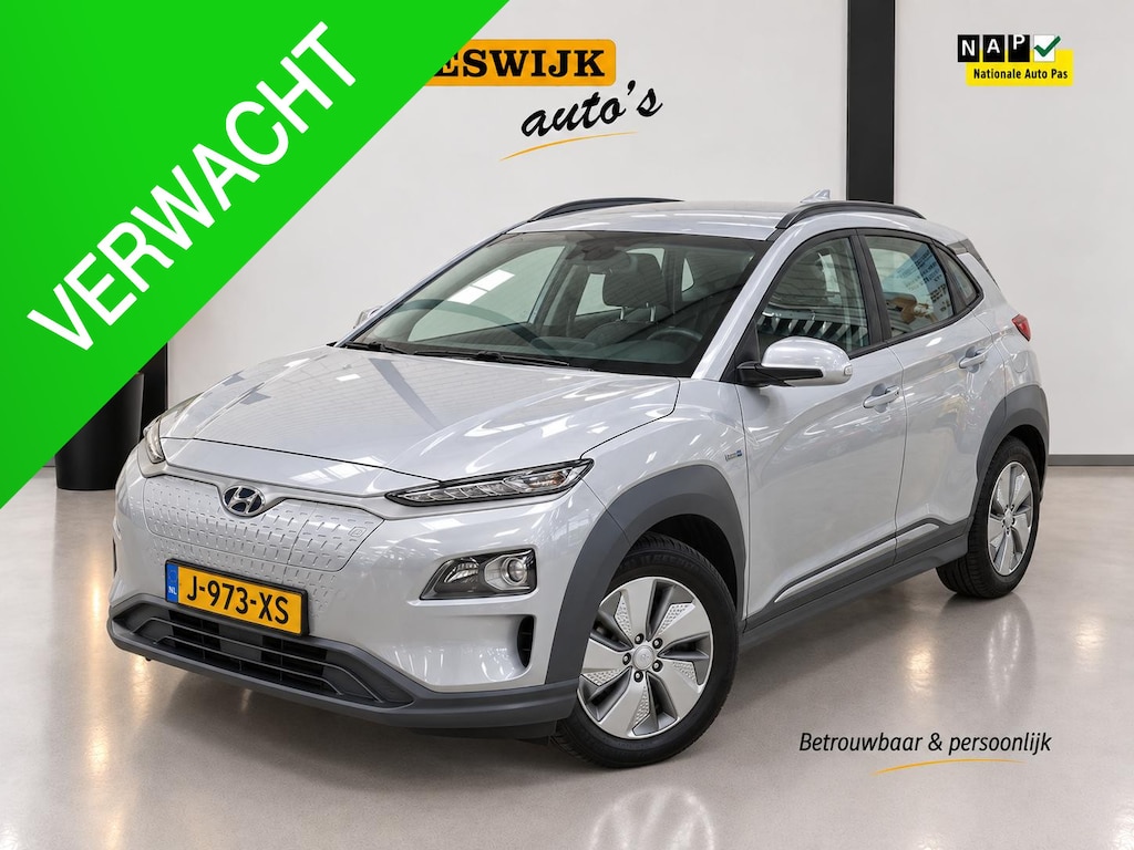 Hyundai Kona Electric EV Comfort 64 kWh SOH 98,9 % | 3 Fase laden | Parkeer senoren | Carplay