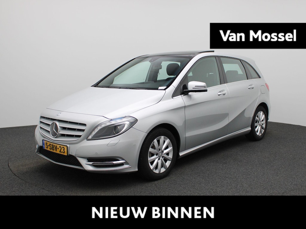 Mercedes-Benz B-klasse 180 Ambition | Airco | Parkeersensoren | Panoramadak |
