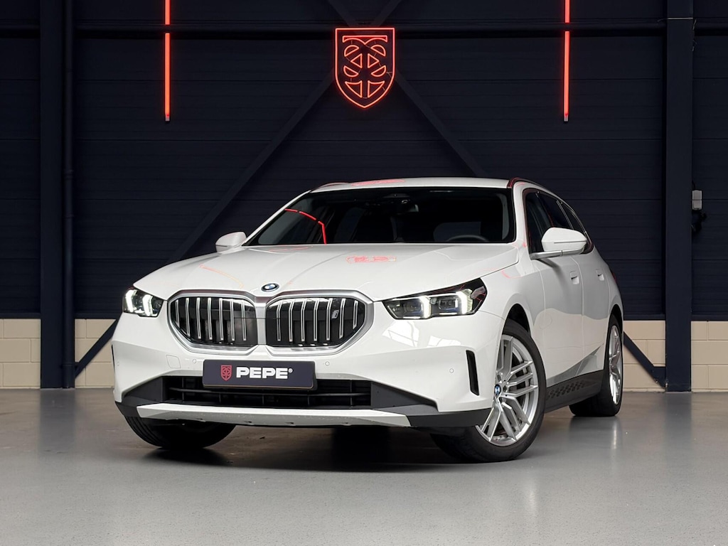 BMW i5 Touring eDrive40 84 kWh |H&K|CAM.|LEDER|STOELVERW.