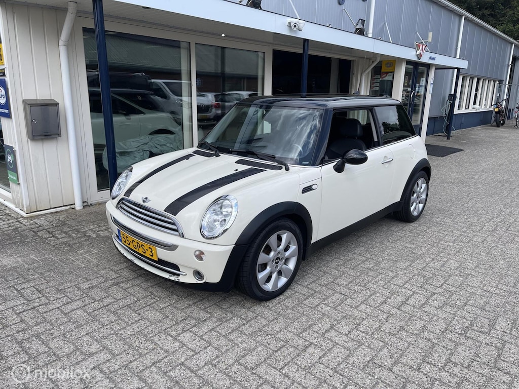MINI Cooper 3-Deurs 1.6 Chili