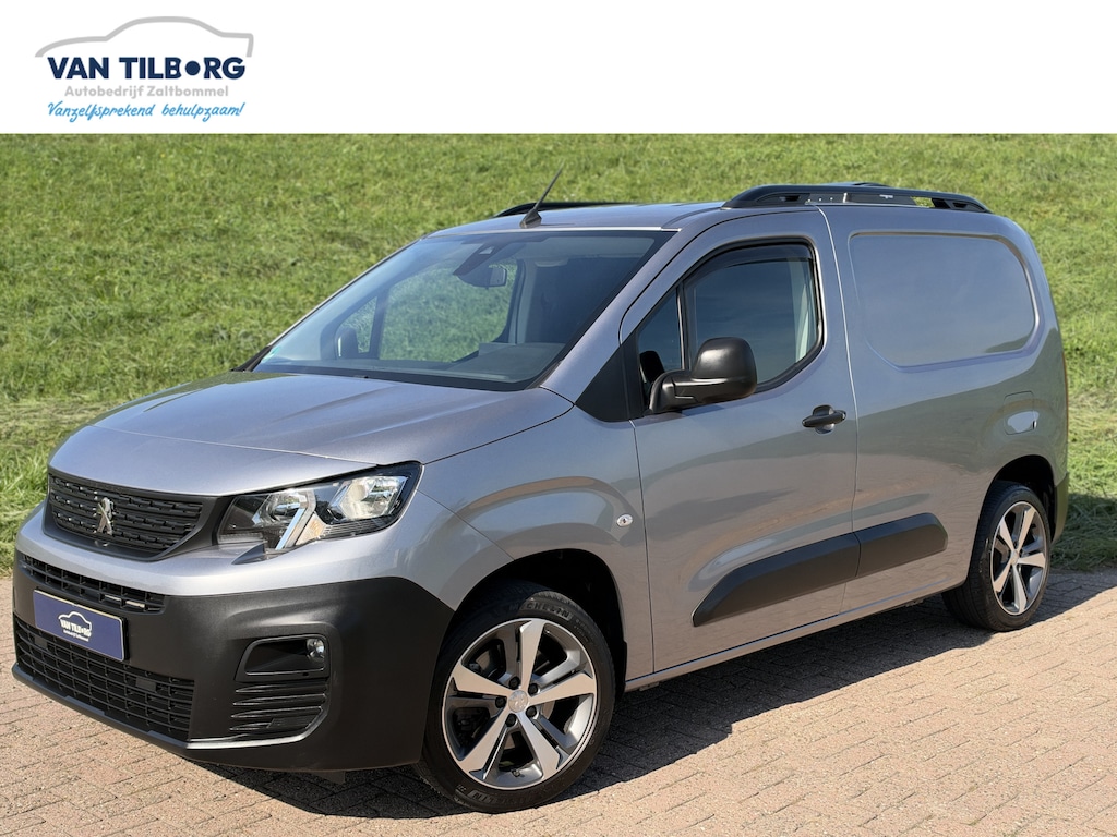 Peugeot Partner 1.5 BlueHDI Premium MAD Luchtvering op achteras | Maxxfan in laadruimte | Laadruimte bekleed met isolatie | PDC & camera A | 1e Eigenaar | NAP