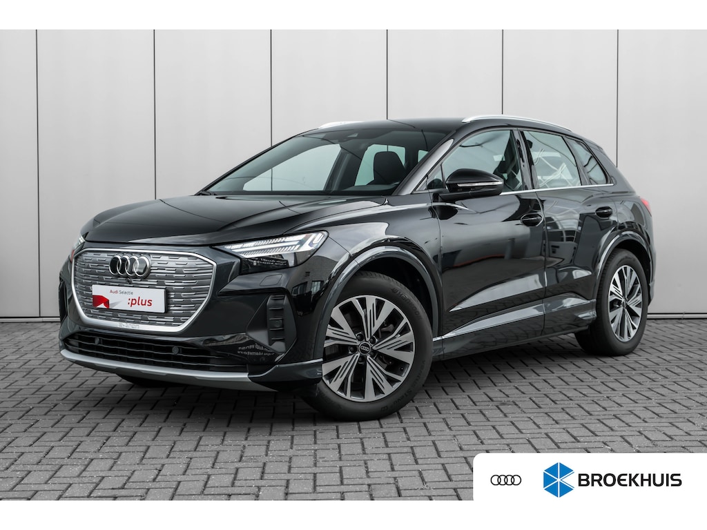 Audi Q4 e-tron 40 Launch edition Advanced Plus 77 kWh 204PK | Trekhaak | Matrix LED Koplampen | Camera Achter | Stoelverw. voor | Apple Carplay\Android Auto