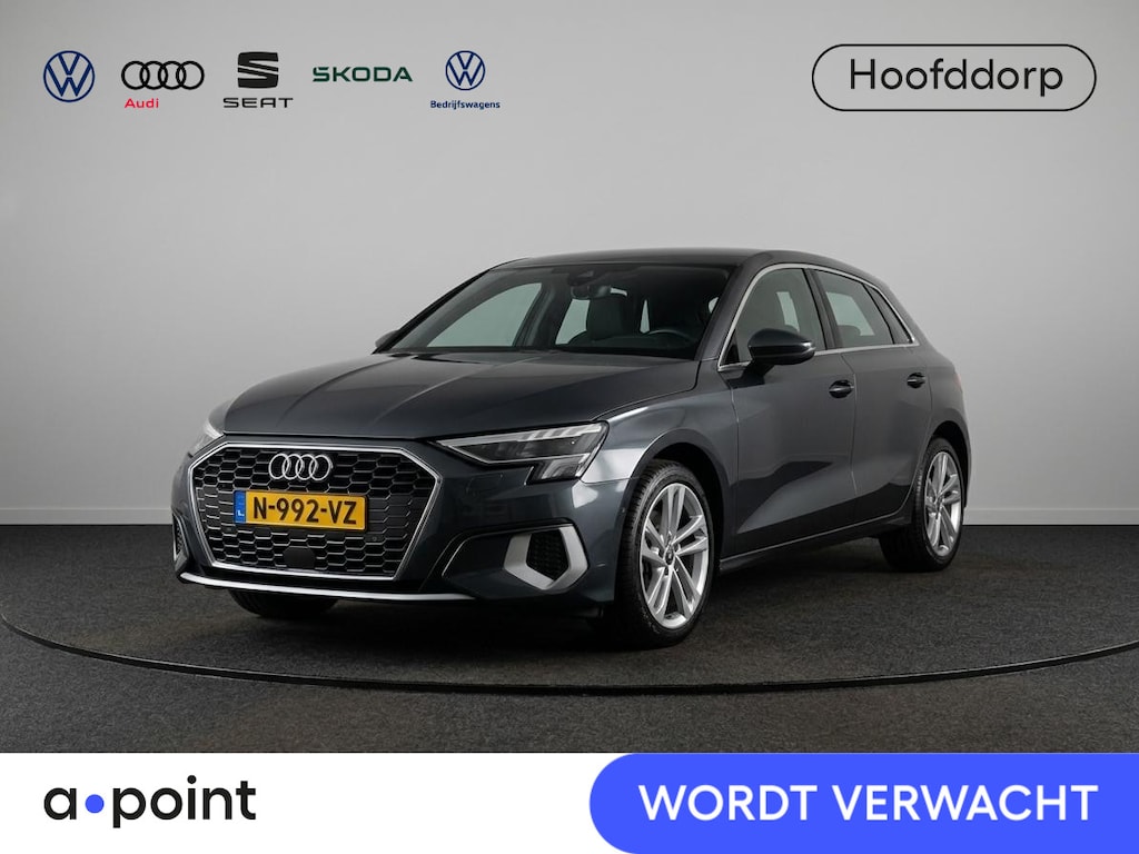 Audi A3 Sportback 40 TFSI e Business edition 204 pk S-tronic | Navigatie | Parkeersensoren (Park assist) | Achteruitrijcamera | Adaptieve cruise control |