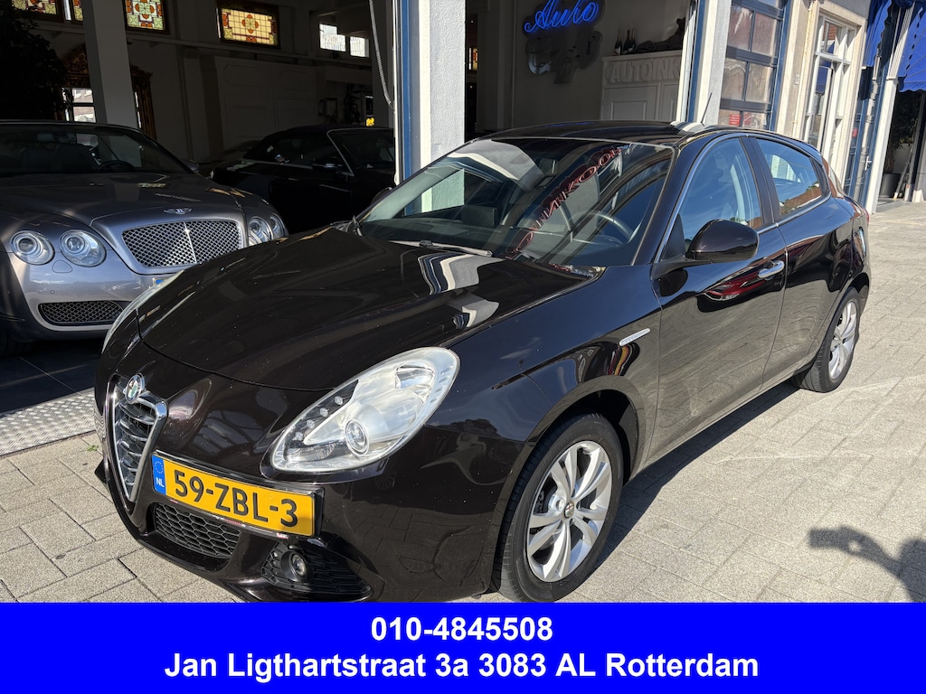 Alfa Romeo Giulietta 1.4 T Distinctive AUTOMAAT/CLIMA/CRUISE/NW APK