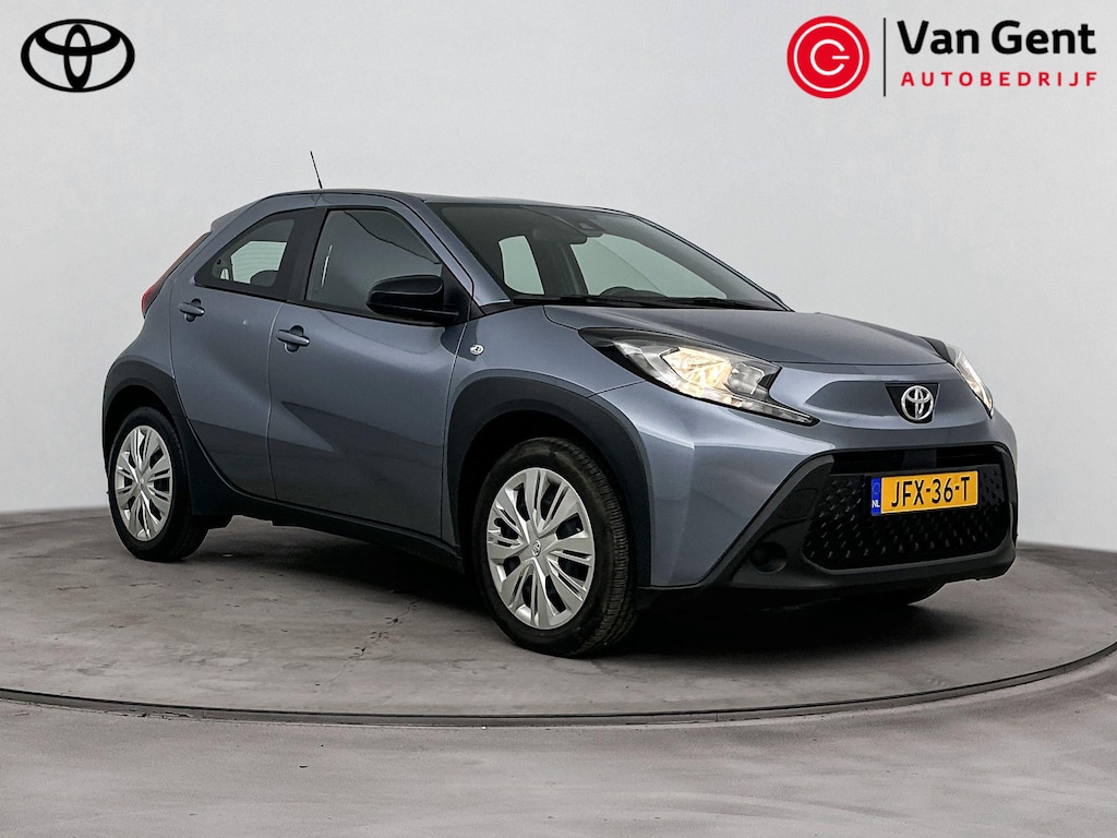 Toyota Aygo X 1.0 VVT-i MT Play | Apple Carplay / Android Auto | Adaptive Cruise | Airco | Camera | Rijstrooksensor