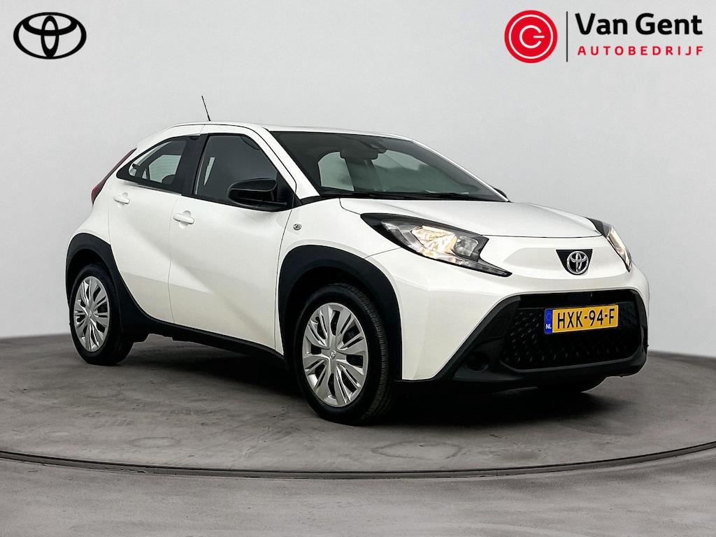 Toyota Aygo X 1.0 VVT-i S-CVT Play | Apple Carplay / Android Auto | Adaptive Cruise | Airco | Camera | Rijstrooksensor