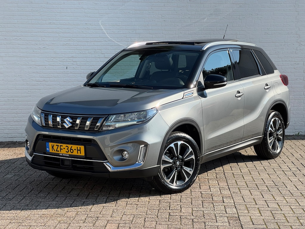 Suzuki Vitara 1.5 Hybrid Style Rhino Edition | 2024 | Schuif-/kanteldak | Leder/Alcantara | Camera | Navi