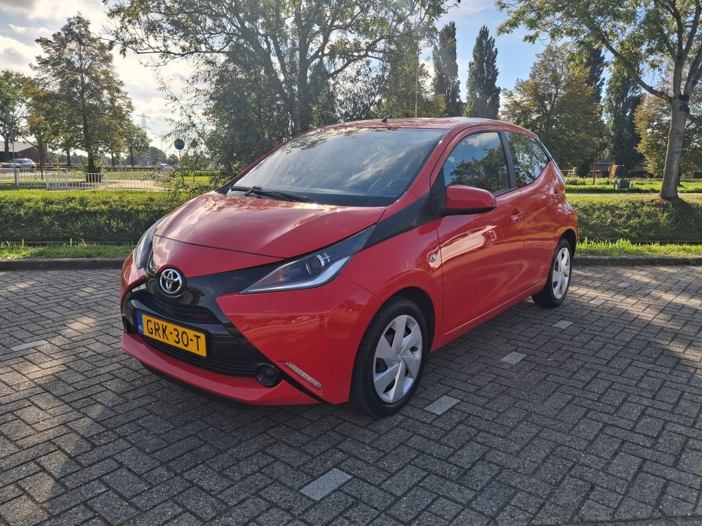 Toyota Aygo 1.0 VVT-i x-now