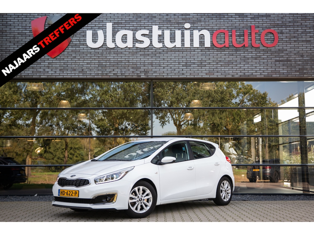 Kia Ceed cee'd 1.6 GDI First Edition , Achteruitrijcamera, Navigatie, Cruise control,