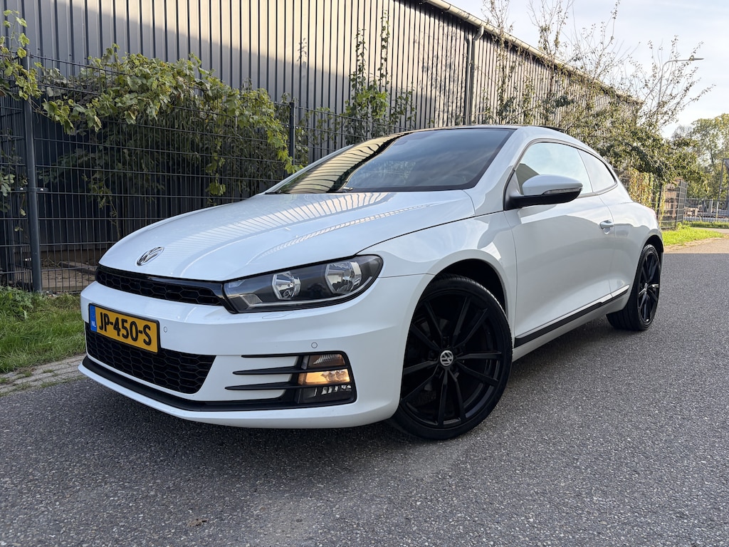 Volkswagen Scirocco 1.4 TSI Edition / NAVI / AIRCO / STOELVERWARMING / PANORAMADAK