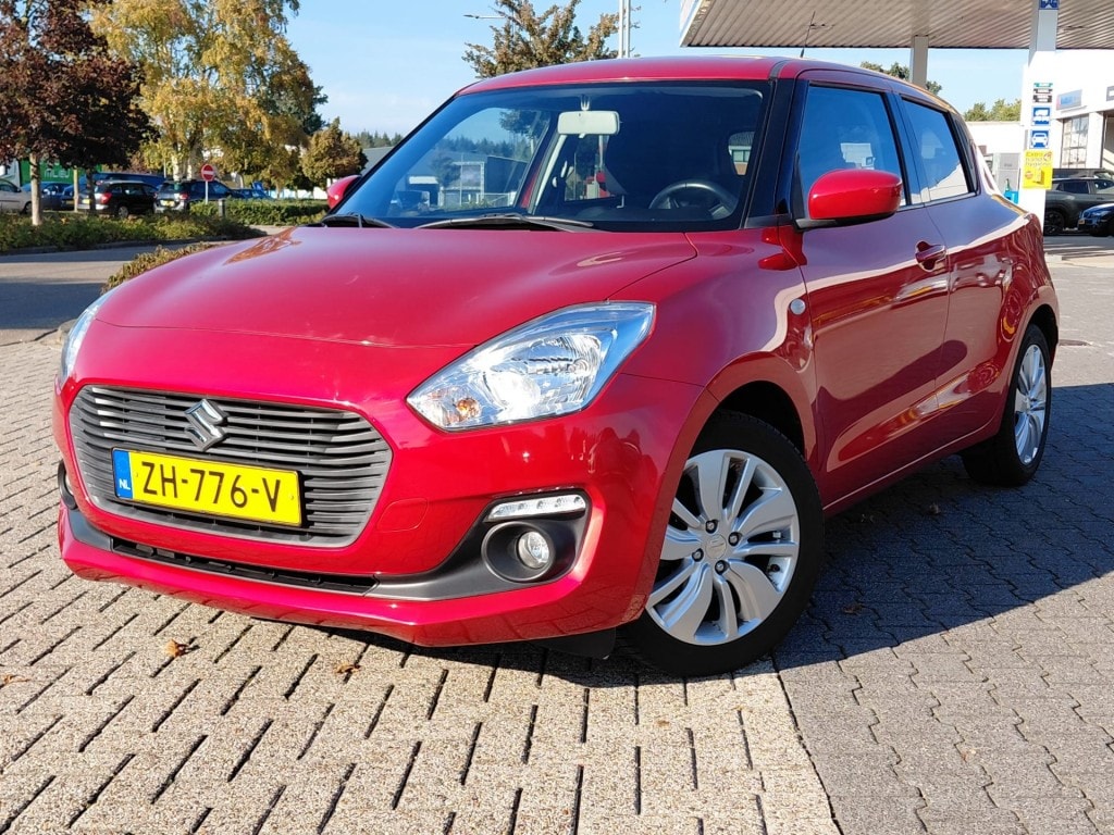 Suzuki Swift 1.2 SELECT CARPLAY CAMERA NAVI