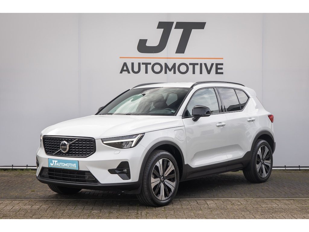 Volvo XC40 1.5 T4 Plus Dark plug in Stoelverwarming | stuurverwarming | Camera | Pdc | elektrische stoel | Harman\Kardon | Carplay | Dab