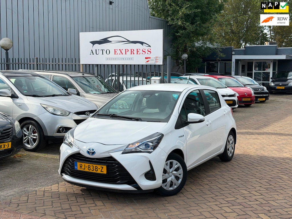Toyota Yaris 1.5 Hybrid Aspiration Aut/Airco/Navi/Camra/Cruise/Nap/Nieuw Apk/Dealer Onderhoud/2 sleutels aanwezig/6Maanden Garanti