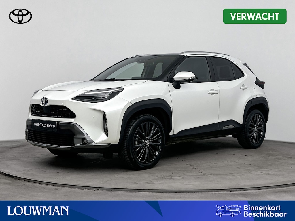 Toyota Yaris Cross 1.5 Hybrid Adventure | Sensoren V+A | Panoramadak | JBL | Stoelverwarming |