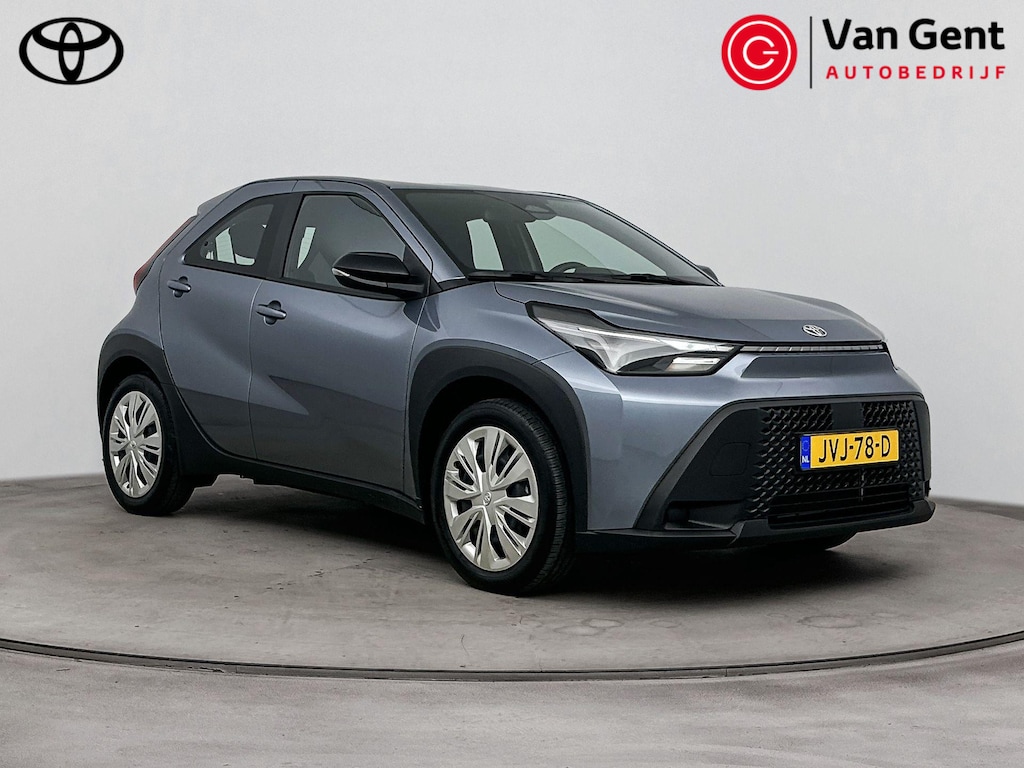 Toyota Aygo X Hybrid 115 play | Apple Carplay / Android Auto | Adaptive Cruise | Clima | Camera | Rijstrooksensor | Digitaal instrumentenpaneel