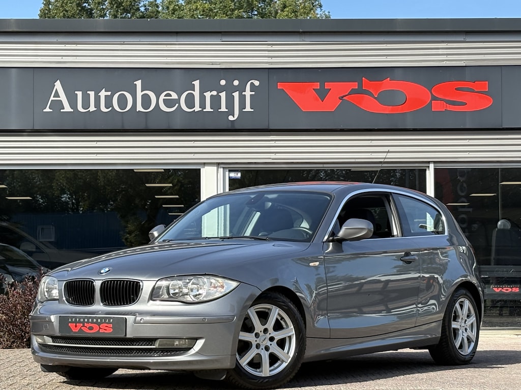 BMW 1-Serie 116i Business Line Style | Trekhaak | Cruise Control | Climate Control | Allseason