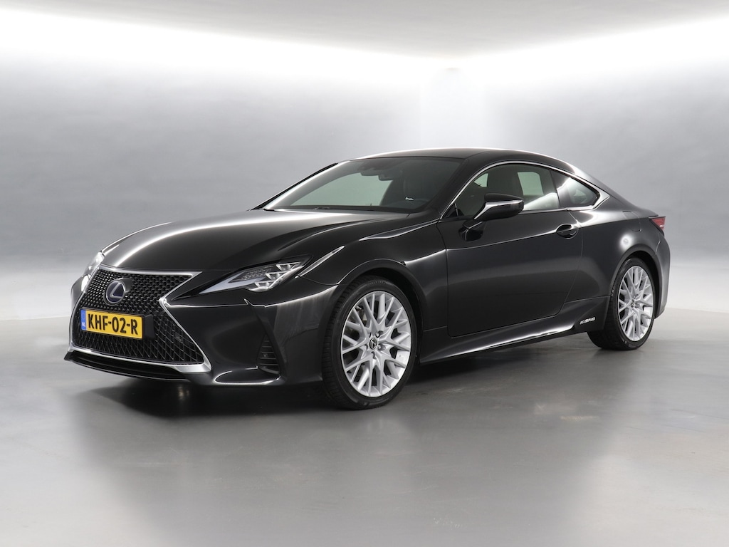Lexus RC 300h Luxury Line | Stoelgehuegen | Stoelen Verwarmd en Geventileerd | Adaptief Dempingsyteem |