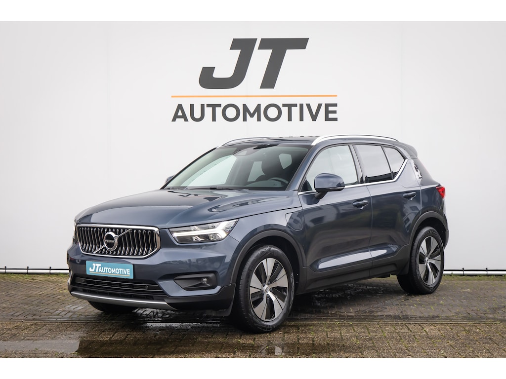 Volvo XC40 1.5 T5 Rech InscrExp Camera | Pdc | Carplay | elektrische kofferbak | Cruise control | Lane assist | Dab |