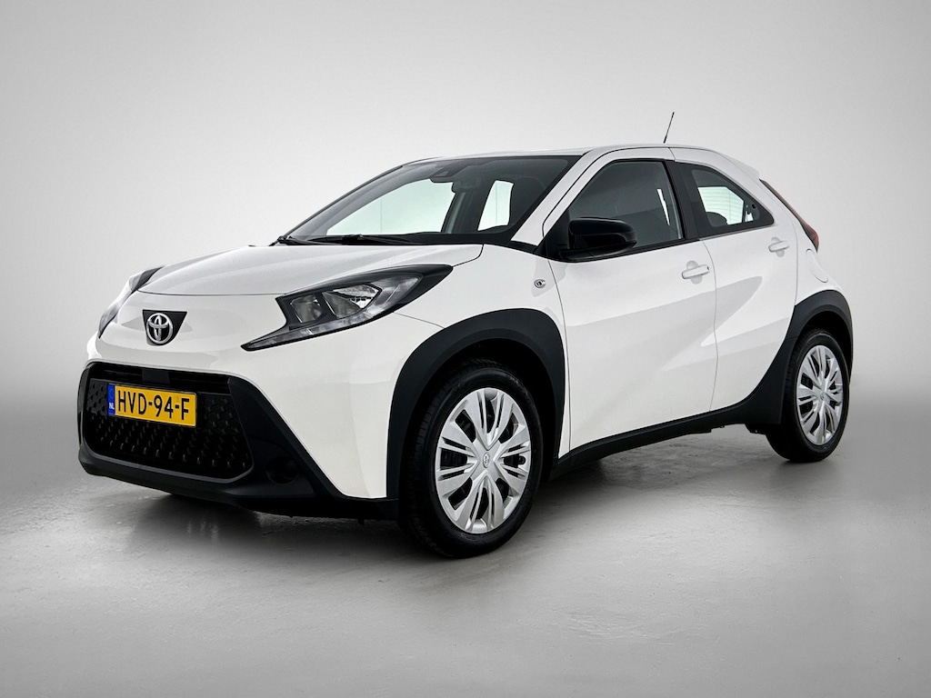 Toyota Aygo X 1.0 VVT-i MT Play | Cruise Control Adaptief | Achteruitrijcamera |