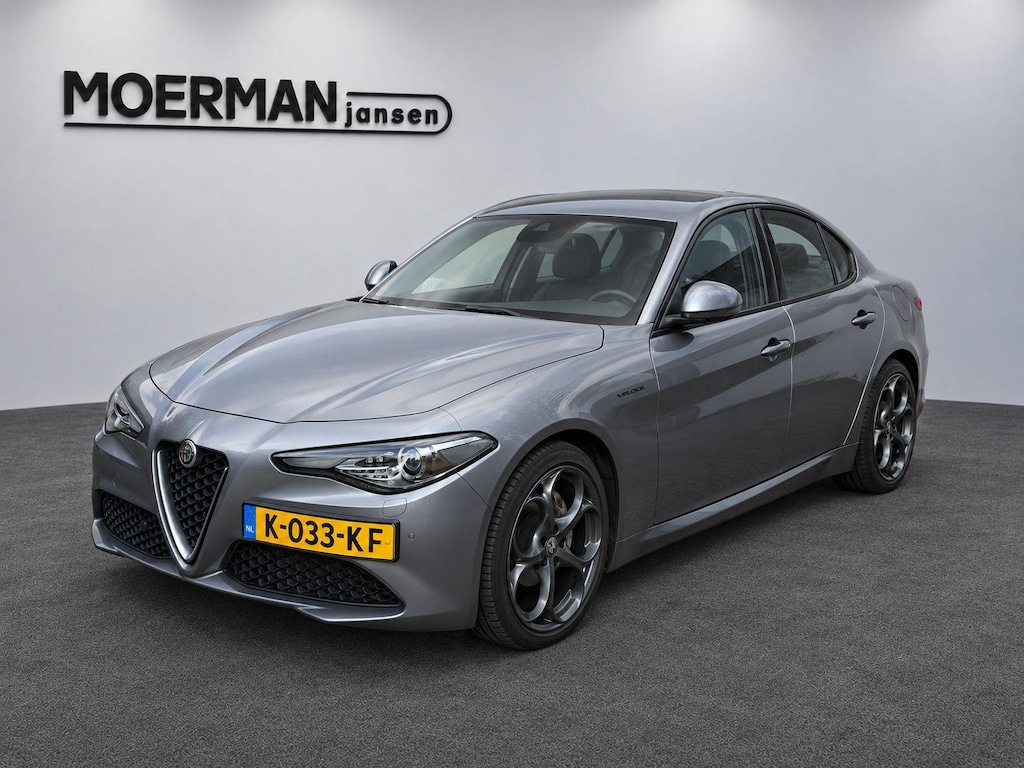 Alfa Romeo Giulia 2.0T Super Automaat / Veloce / NL auto / 33.000km / 200pk / Leder / dealer auto