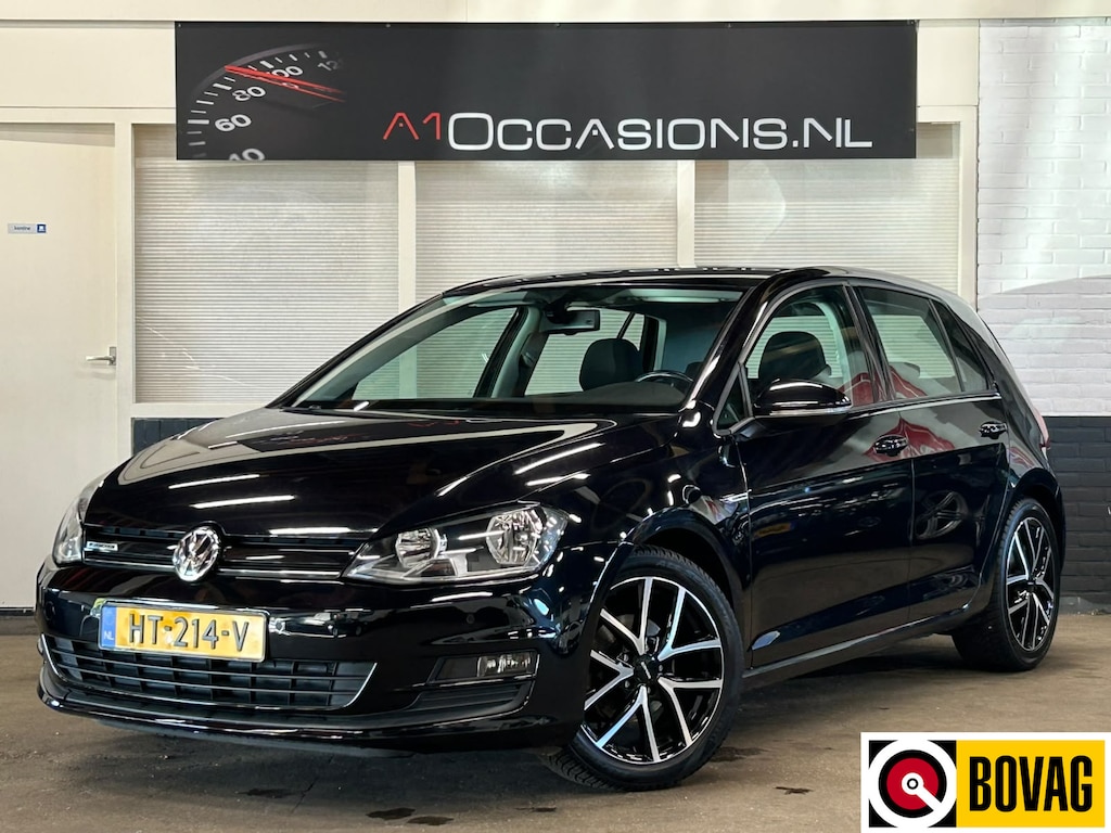 Volkswagen Golf 1.0 TSI Comfortline + NAVI