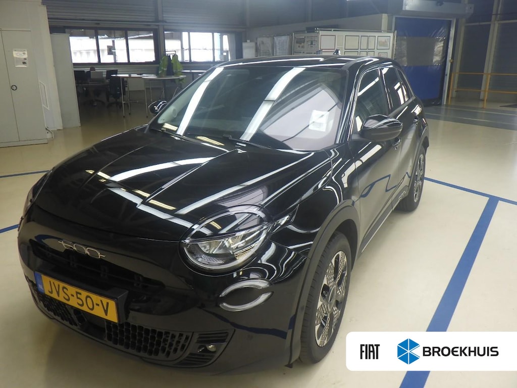 Fiat 600 600e La Prima 54 kWh | Navigatie | Stoelverwarming | Elektr. Achterklep | Dodehoekdetectie | !!
