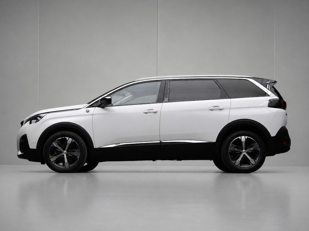 Peugeot 5008 1.2 PureTech Executive (APPLE CARPLAY,NAVI,LED,CRUISE,CROSS,CAMERA,360 VIEW,CLIMATE,GETINT,SPORTSTOELEN,NETTESTAAT)