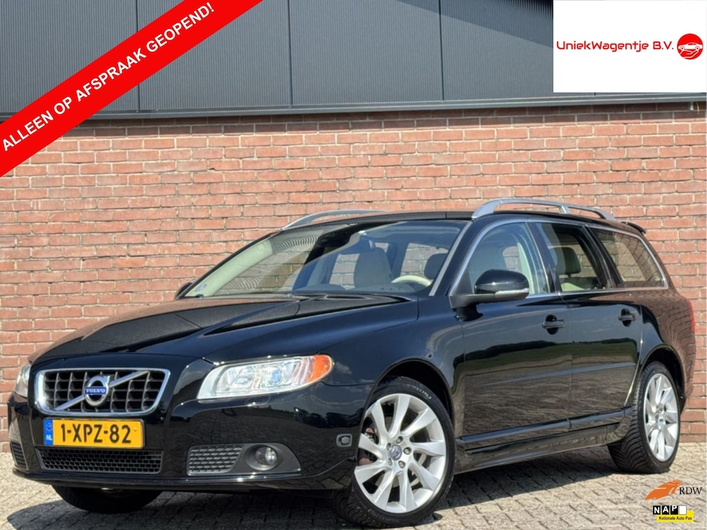 Volvo V70 1.6 T4 SUMMUM | LEDER! | XENON! | TREKHAAK!
